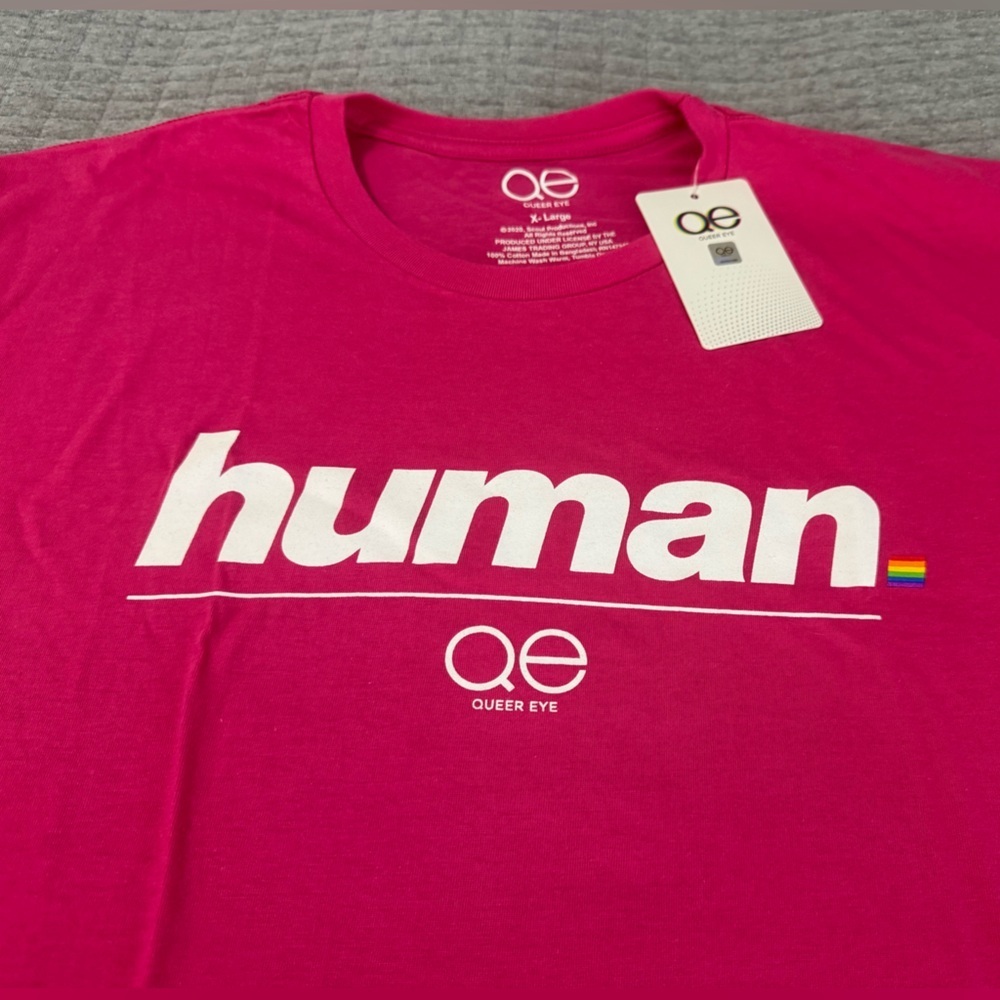 QUEER EYE Official Magenta Human w/QE LogoTee Pride Collection Size XL